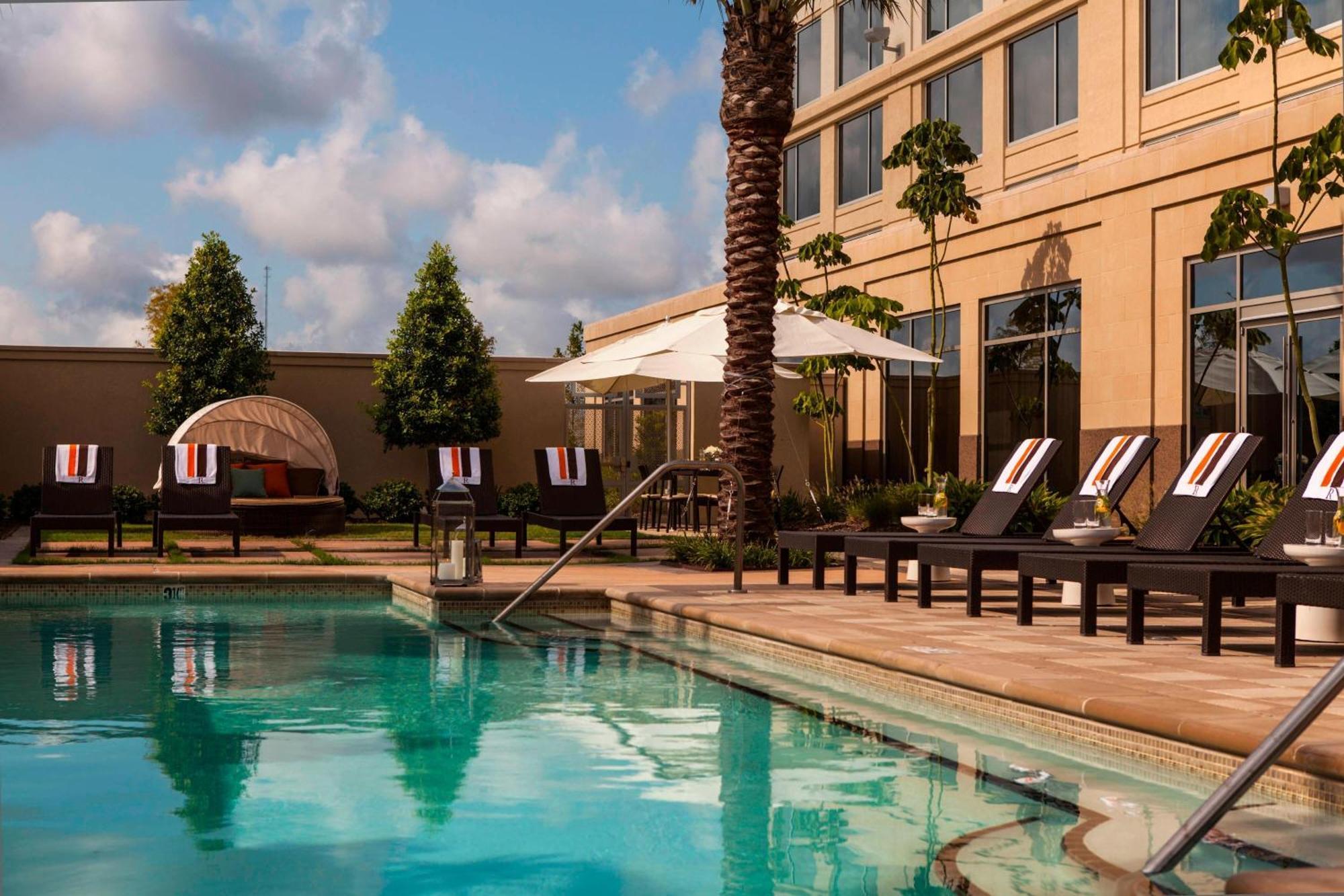 Renaissance Baton Rouge Hotel Inniswold Экстерьер фото